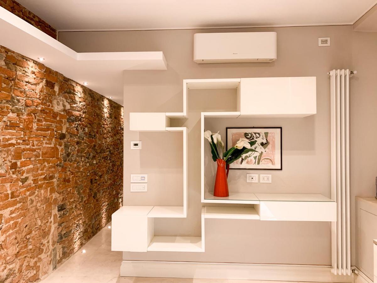 The Duomo Exclusive -43 Passi Dal Duomo- Apartamento Florença Exterior foto